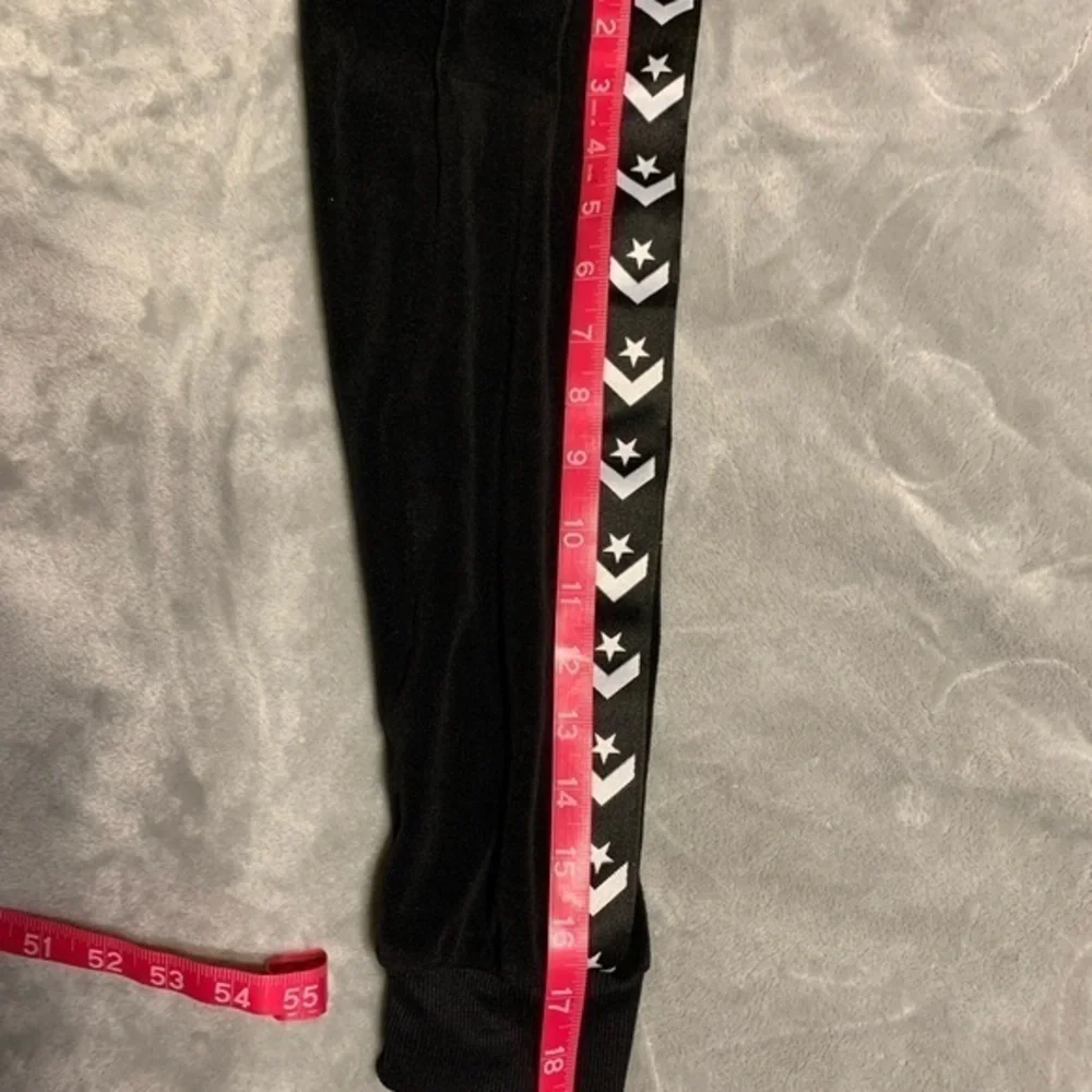 Converse girls velour